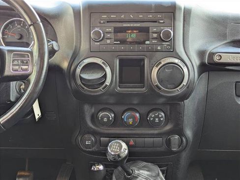 Used 2016 Jeep Wrangler Unlimited Sport AWD/4WD image 14