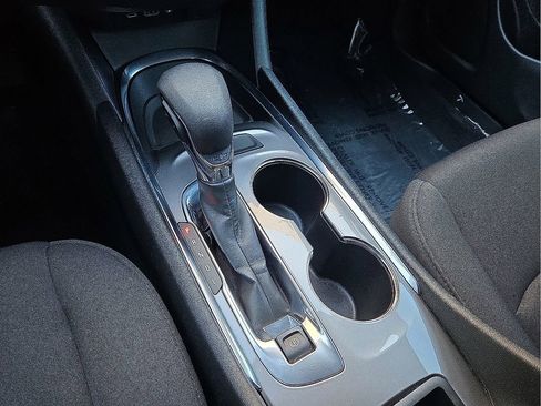 Used 2023 Chevrolet Malibu LT image 30