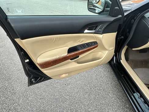 Used 2012 Honda Accord EX-L image 14