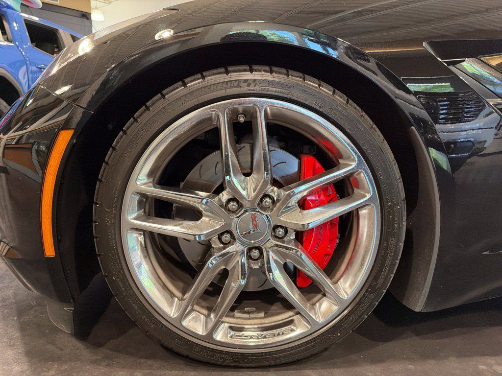 Used 2016 Chevrolet Corvette Stingray Coupe w/ 3LT Preferred Equipment Group RWD image 9