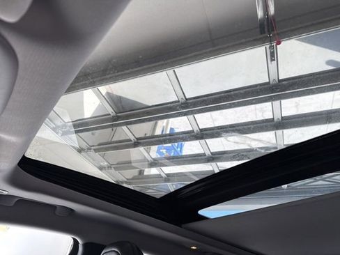 Used 2019 Jeep Cherokee Limited w/ Trailer Tow Group image 26