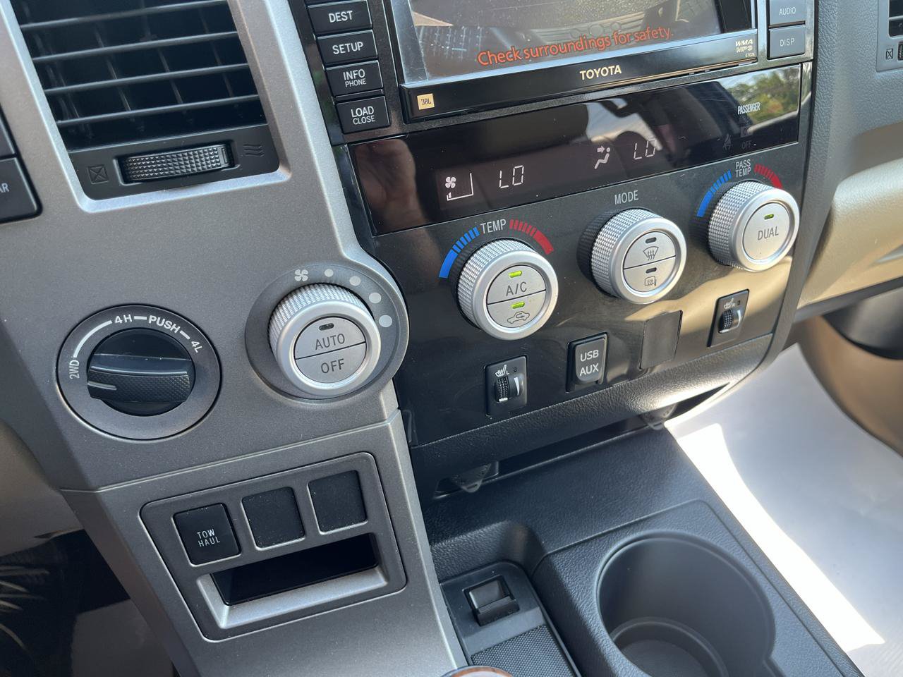 Used 2012 Toyota Tundra Limited AWD/4WD image 21