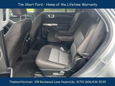 Used 2022 Ford Explorer XLT AWD/4WD image 17