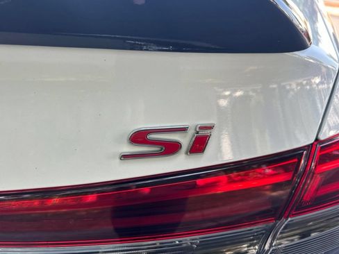 Used 2024 Honda Civic Si image 5