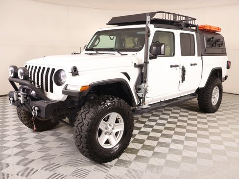 Used 2021 Jeep Gladiator Sport AWD/4WD image 9