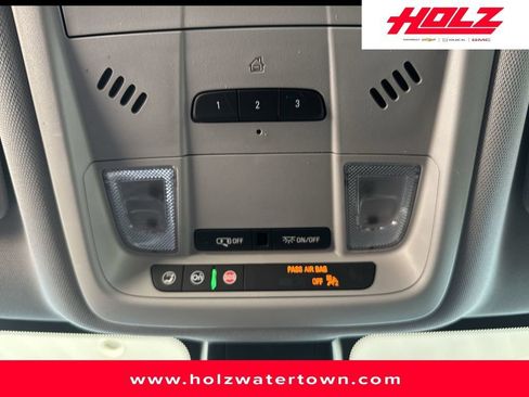 Certified 2024 Chevrolet Blazer LT w/ Convenience Package AWD/4WD image 28