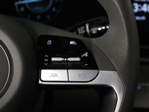 Certified 2024 Hyundai Elantra SEL FWD image 27