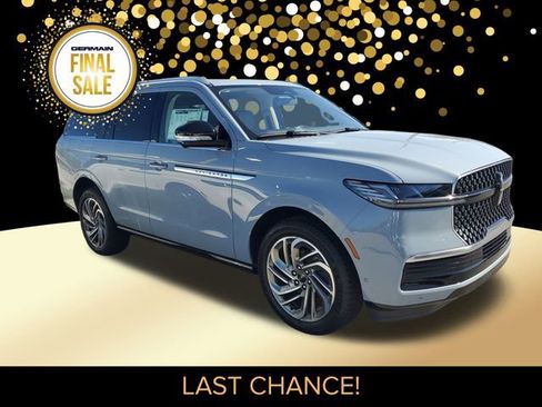 New 2025 Lincoln Navigator Reserve image 5