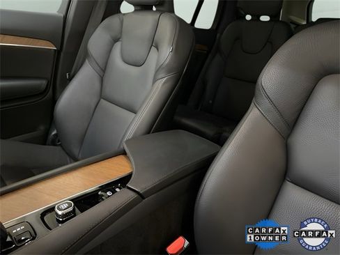 Used 2025 Volvo XC90 B6 Plus image 53