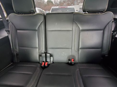 Used 2021 GMC Yukon SLT w/ SLT Luxury Plus Package image 7