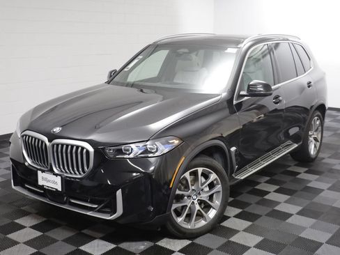 Used 2026 BMW X5 xDrive40i w/ Premium Package AWD/4WD image 2