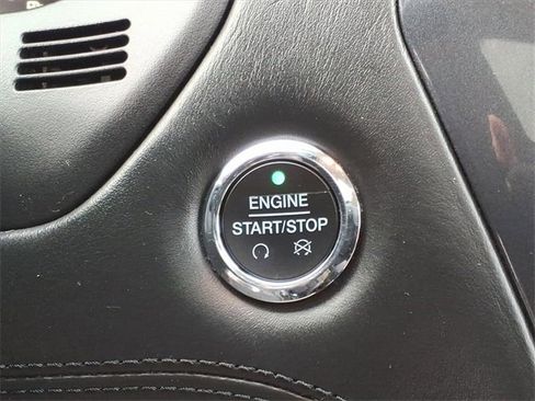 Used 2018 Ford Explorer Platinum image 24