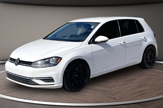 Used 2018 Volkswagen Golf S FWD image 1