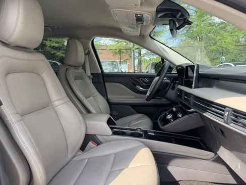 Used 2022 Lincoln Corsair FWD image 27