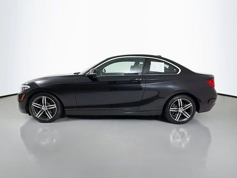 Used 2017 BMW 230i xDrive Coupe AWD/4WD image 4