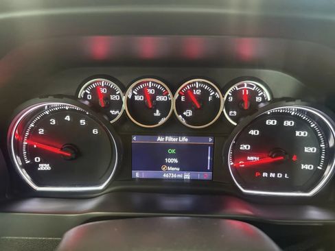 Used 2022 Chevrolet Silverado 1500 LT Trail Boss w/ LPO, Dark Essentials Package AWD/4WD image 34