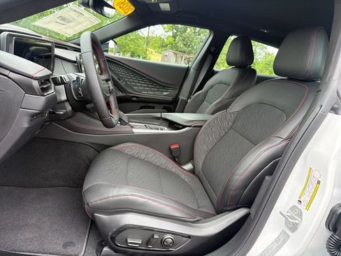 New 2026 Dodge Charger R/T w/ Driver Convenience Group AWD/4WD image 17