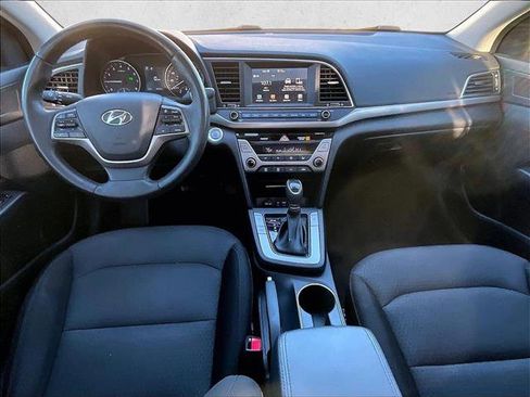 Used 2017 Hyundai Elantra Value Edition image 16