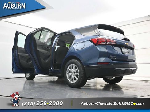 Used 2024 Chevrolet Equinox LT AWD/4WD image 39