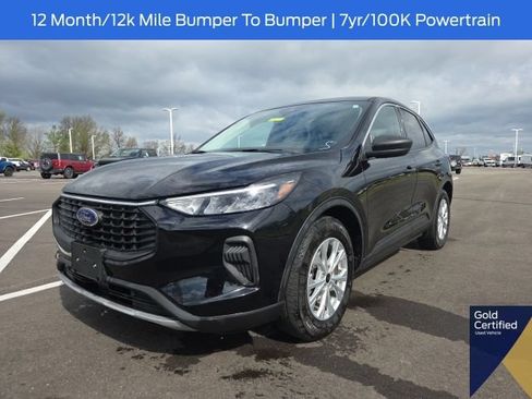 Used 2023 Ford Escape Active w/ Cold Weather Package FWD image 2