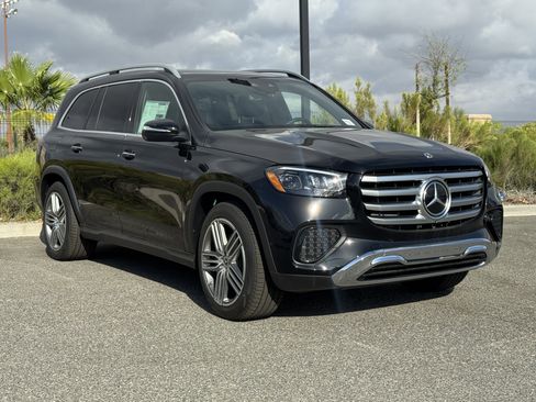 New 2025 Mercedes-Benz GLS 450 4MATIC image 6