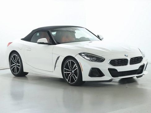 Certified 2023 BMW Z4 sDrive30i w/ Premium Package RWD image 10