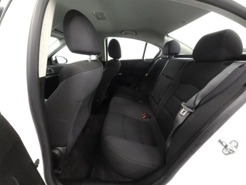 Used 2015 Chevrolet Cruze LT FWD image 5