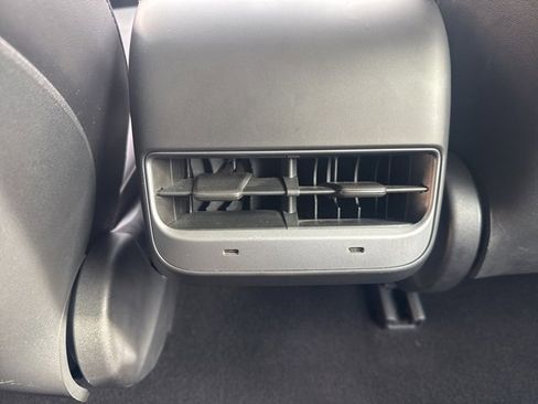 Used 2021 Tesla Model 3 Long Range image 37