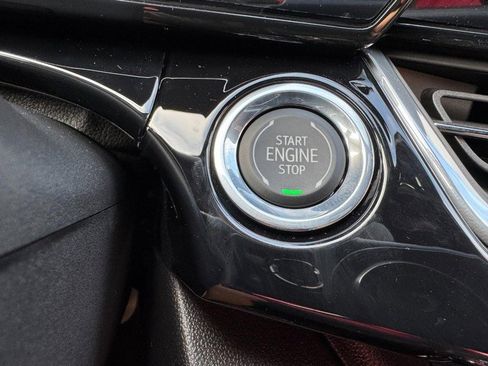 New 2025 Chevrolet Trax RS image 40