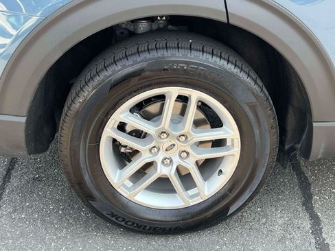 Used 2026 Ford Explorer Active AWD/4WD image 15