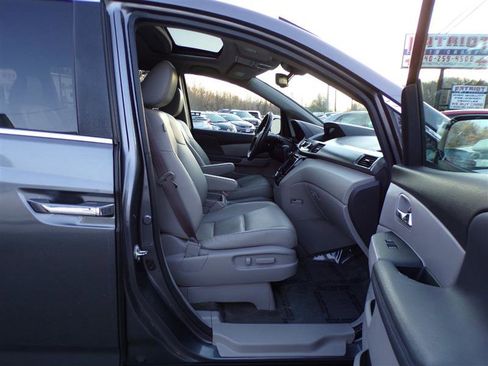 Used 2016 Honda Odyssey EX-L image 18