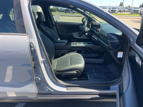 Used 2024 Hyundai Ioniq 6 SEL RWD image 35