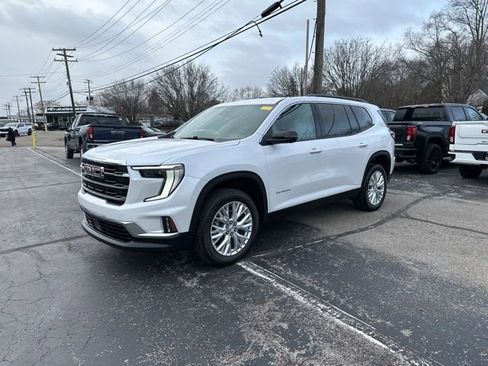 Certified 2024 GMC Acadia Elevation w/ Luxury Package image 9