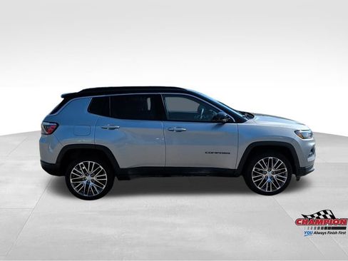 Used 2023 Jeep Compass Limited w/ Elite Group AWD/4WD image 6