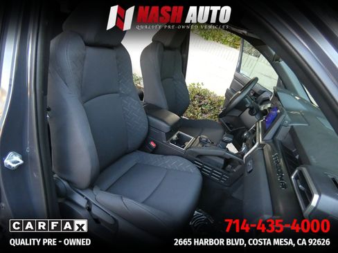 Used 2026 Toyota Tacoma SR5 AWD/4WD image 31