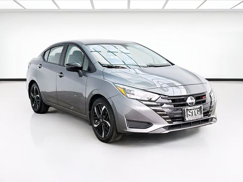 Used 2024 Nissan Versa SR w/ Electronics Package FWD image 3