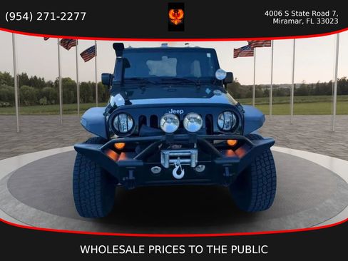 Used 2012 Jeep Wrangler Unlimited Sahara w/ Connectivity Group image 2