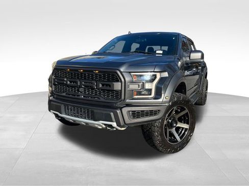 Used 2019 Ford F150 Raptor w/ Equipment Group 802A Luxury image 9