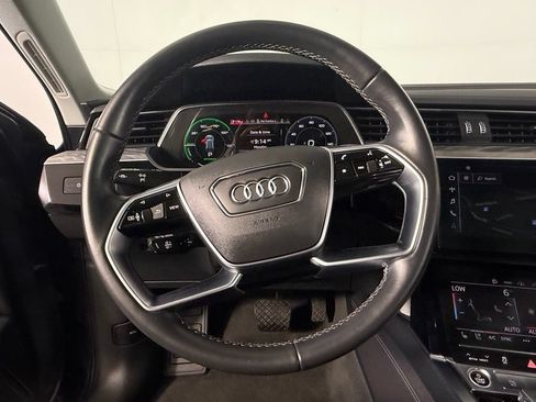 Used 2024 Audi Q8 e-tron Premium Plus w/ Premium Plus Package AWD/4WD image 14