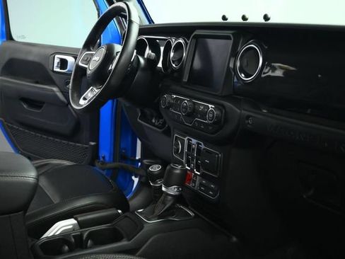 Used 2022 Jeep Wrangler Unlimited Rubicon w/ Trailer Tow Package AWD/4WD image 60
