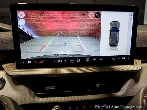 Used 2025 Ford Explorer Active image 21