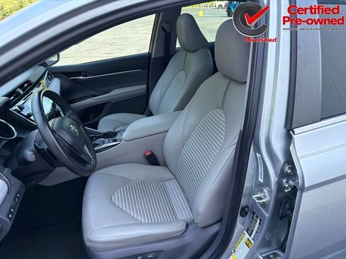 Used 2018 Toyota Camry SE w/ Audio Package FWD image 39
