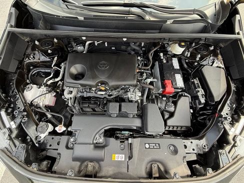 Certified 2025 Toyota RAV4 XLE AWD/4WD image 10