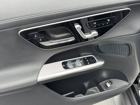 Used 2026 Mercedes-Benz GLC 300 image 18