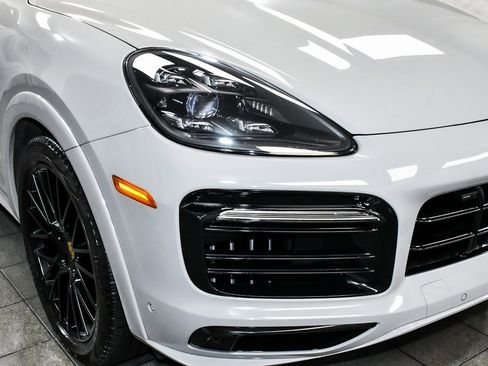 Used 2022 Porsche Cayenne GTS image 82