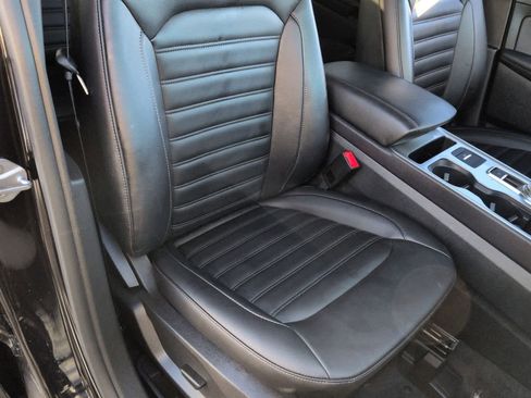 Certified 2024 Ford Edge SEL image 22