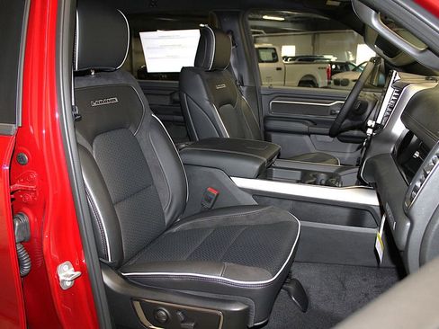 New 2026 RAM 1500 Laramie AWD/4WD image 35