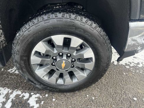 Used 2025 Chevrolet Silverado 3500 LT w/ All Star Edition image 10