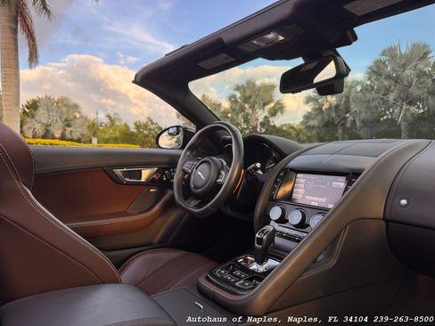 Used 2014 Jaguar F-TYPE S RWD image 15