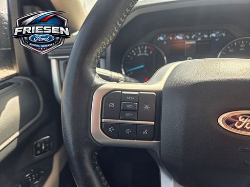 Used 2024 Ford Expedition Max XLT image 14